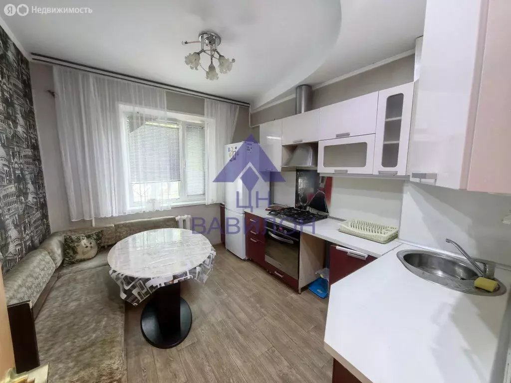 3-комнатная квартира: Волгодонск, улица Черникова, 19 (61.9 м) - Фото 1