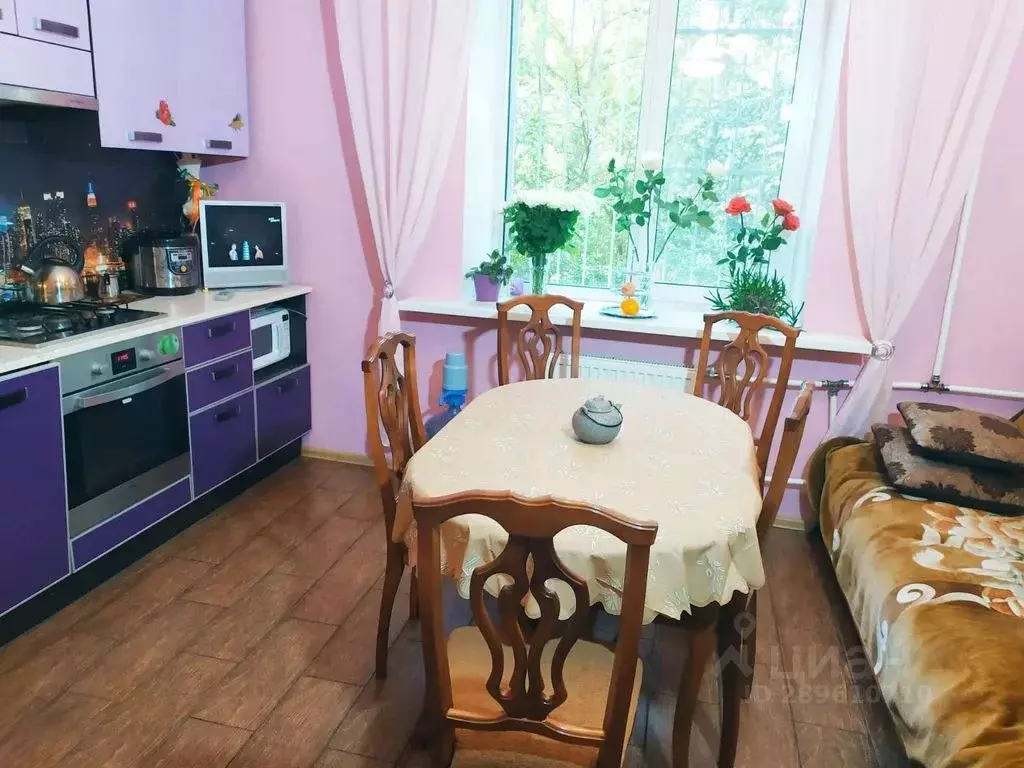 3-к кв. Санкт-Петербург Костромской просп., 20 (80.0 м) - Фото 0