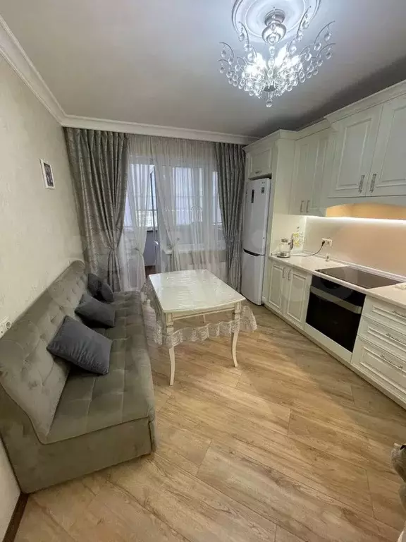 1-к. квартира, 40 м, 13/17 эт. - Фото 1