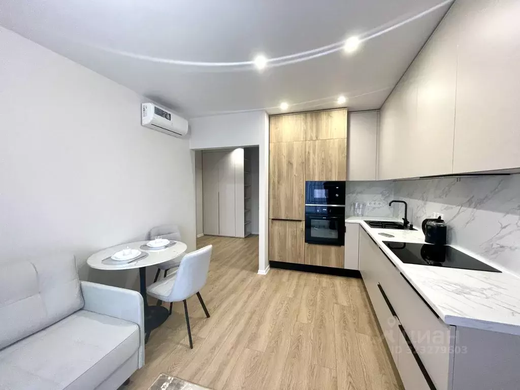 2-к кв. Москва Новоостаповская ул., 7к1 (34.8 м) - Фото 1