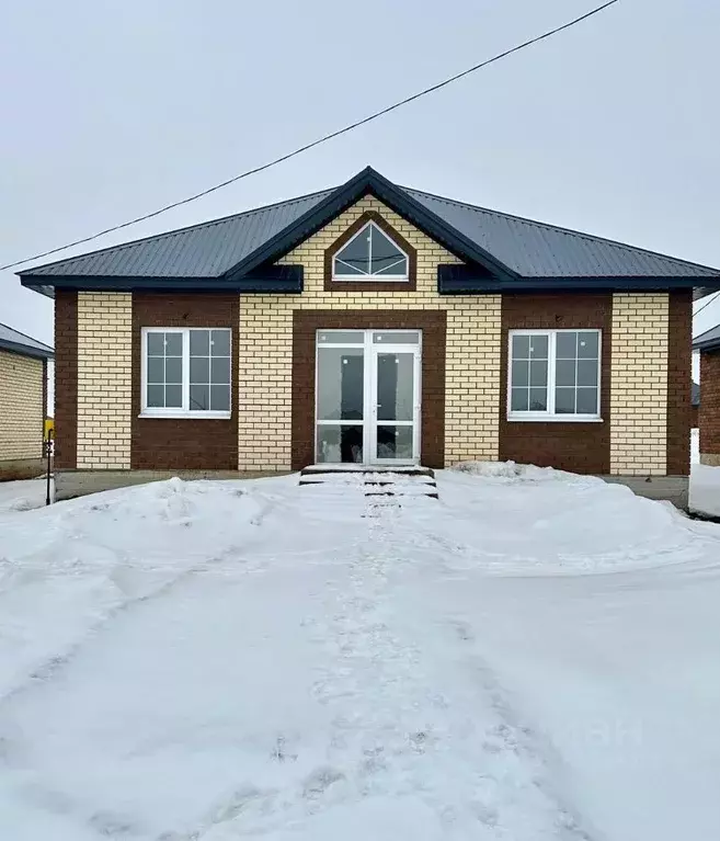 Дом в Оренбургская область, Оренбургский район, Ивановский сельсовет, ... - Фото 1