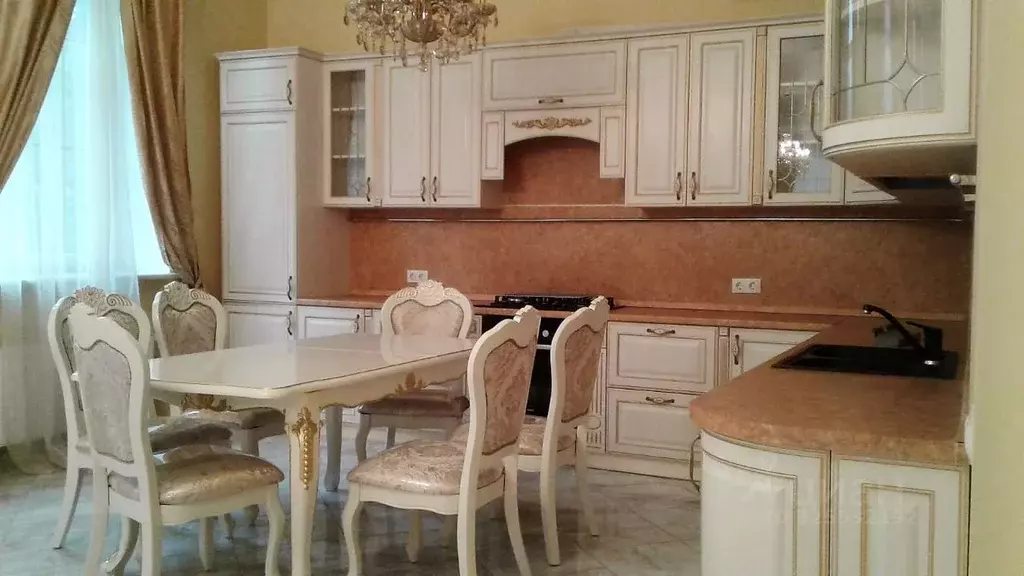 Дом в Москва ул. Молокова (350 м) - Фото 1