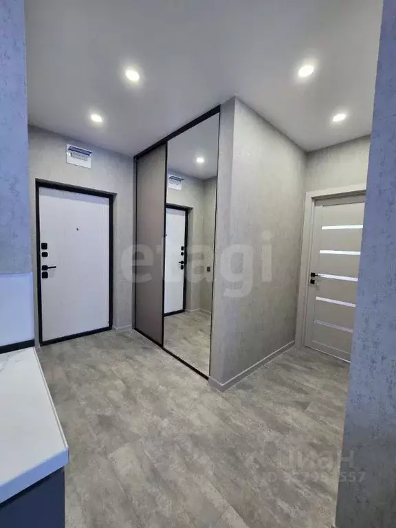 2-к кв. Тюменская область, Тюмень Новгородская ул., 9Б (51.0 м) - Фото 1