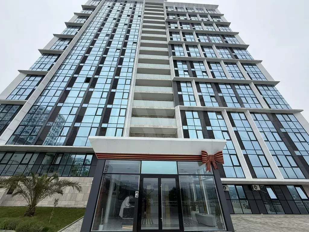 3-к. квартира, 80 м, 4/8 эт. - Фото 0
