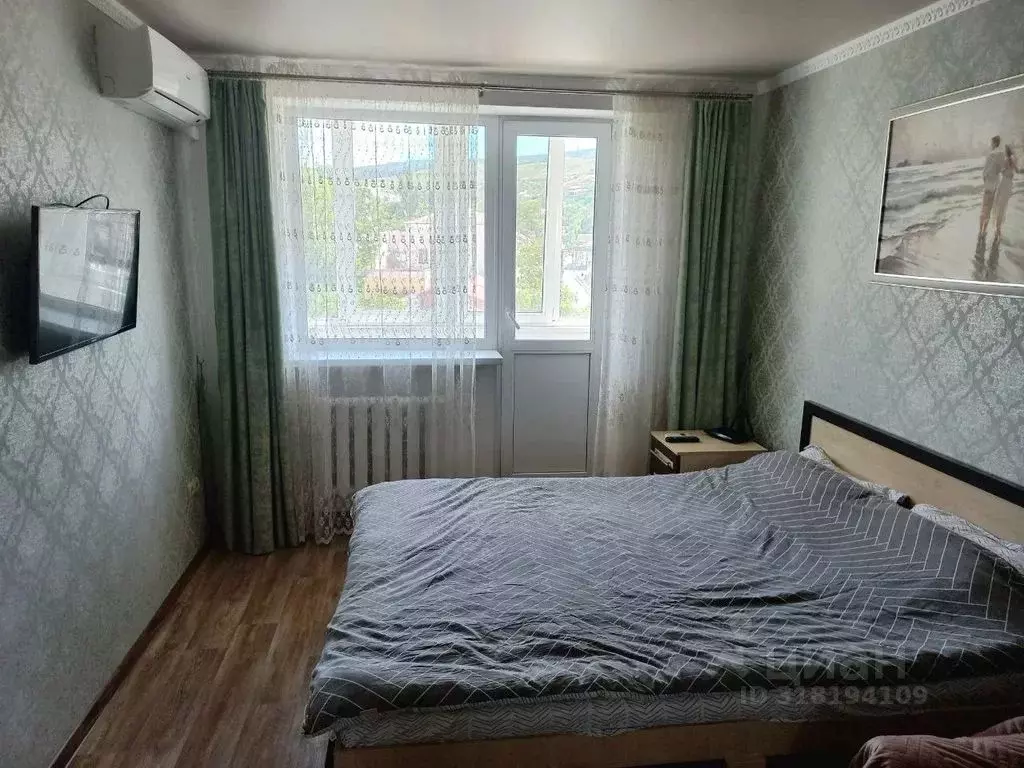 1-к кв. Крым, Феодосия ул. Куйбышева, 2 (29.0 м) - Фото 0
