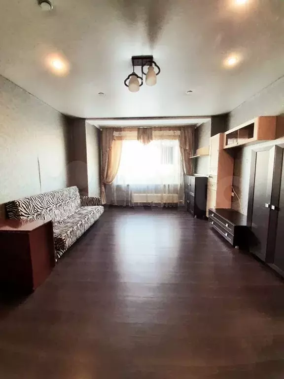 1-к. квартира, 43,1 м, 2/5 эт. - Фото 0