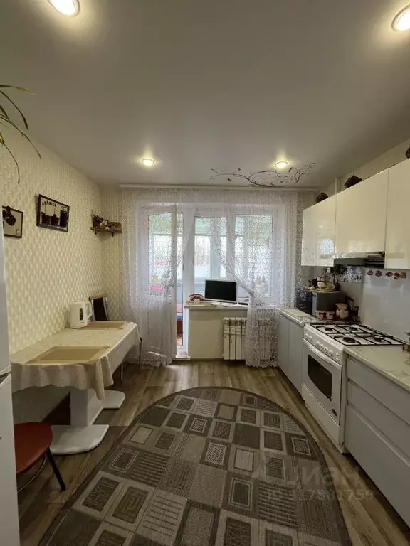 3-к кв. Чувашия, Чебоксары Мясокомбинатский проезд, 8к1 (68.0 м) - Фото 0