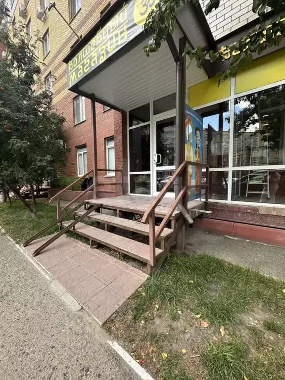 Помещение свободного назначения в Тюменская область, Тюмень ул. ... - Фото 1