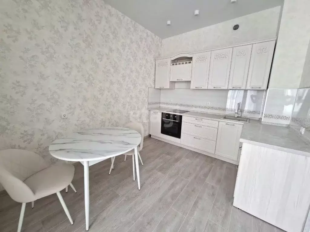 2-к кв. Томская область, Томск Комсомольский просп., 48 (55.0 м) - Фото 0
