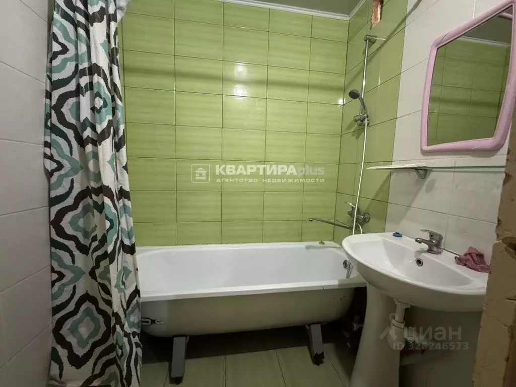 2-к кв. Свердловская область, Невьянск ул. Мартьянова, 29 (53.2 м) - Фото 1