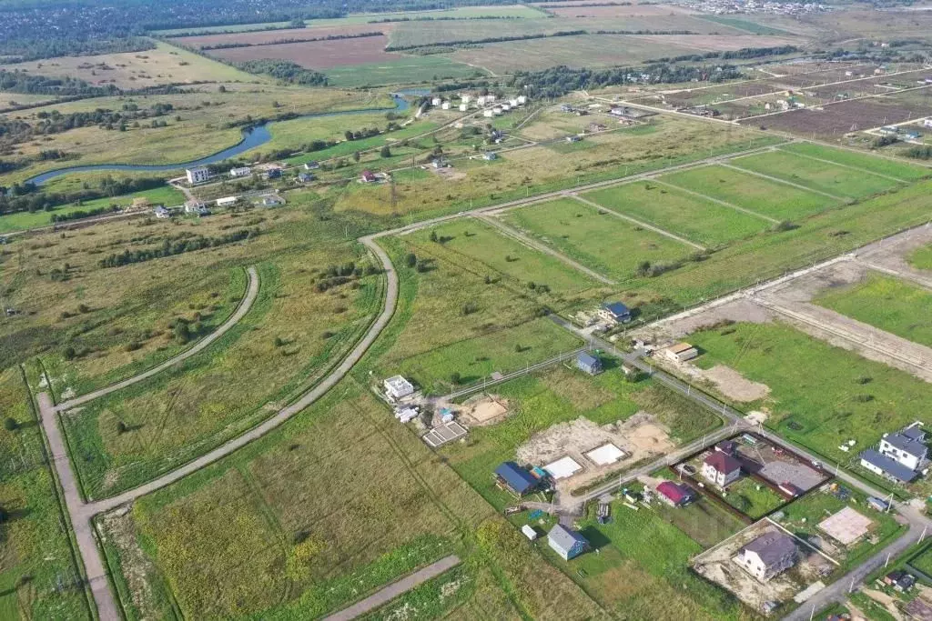 Участок в Ленинградская область, Тосненский район, Федоровское ... - Фото 0