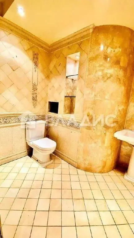 5-к кв. Москва Нижняя Первомайская ул., 64 (279.8 м) - Фото 2