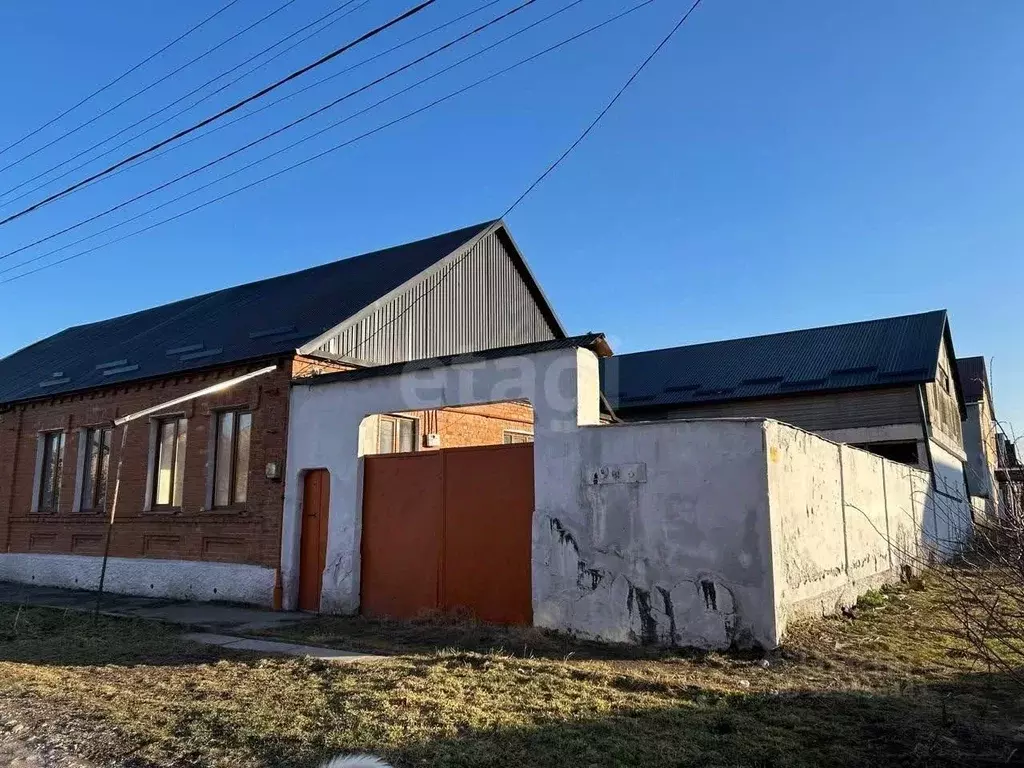 Дом в Северная Осетия, Заводской пгт ул. 10-я Линия, 36 (227 м) - Фото 1