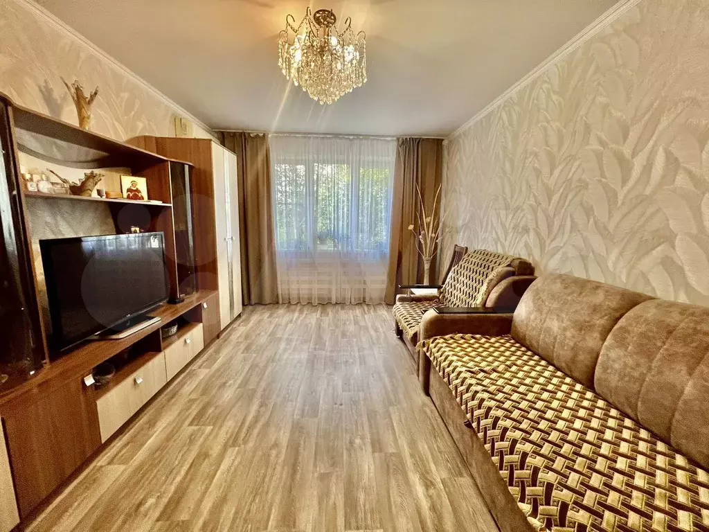 3-к. квартира, 63 м, 3/9 эт. - Фото 1