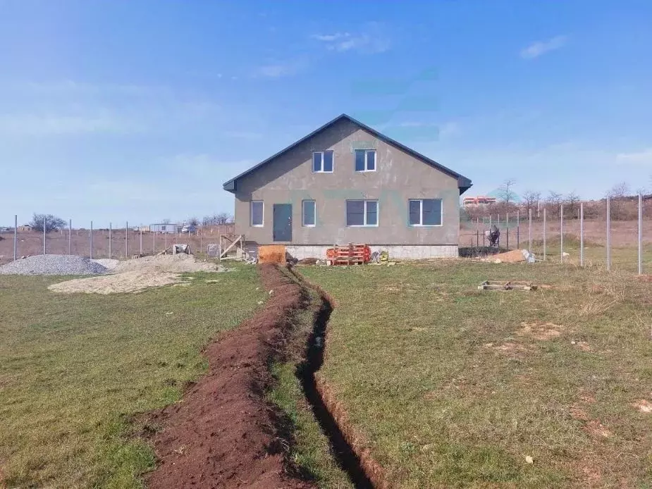 Дом в Крым, Белогорский район, Зуя пгт ул. Братьев Целио, 8 (164 м) - Фото 1