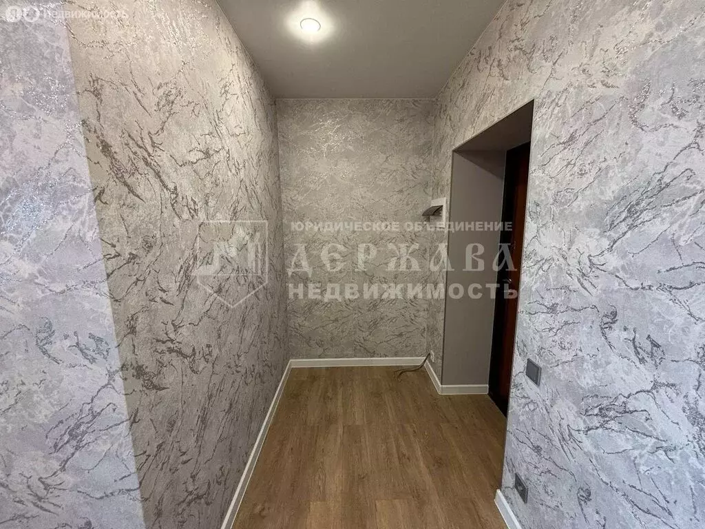 2-комнатная квартира: Кемерово, улица Сарыгина, 33 (49 м) - Фото 2