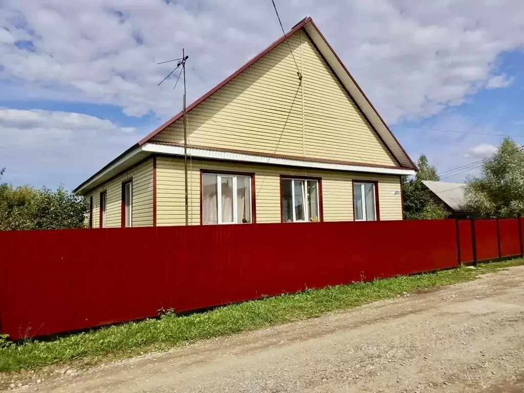 Коттедж в Башкортостан, с. Иглино ул. Мичурина, 31 (110 м) - Фото 1