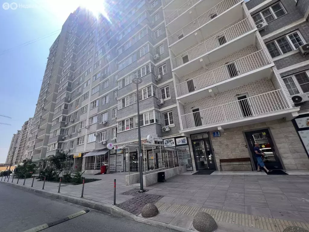 2-комнатная квартира: Краснодар, улица Цезаря Куникова, 24к3 (63.3 м) - Фото 1