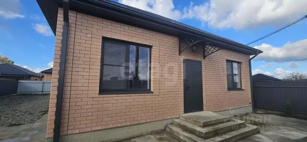 Дом в Краснодарский край, Белореченск пер. Бирюсинка (107 м) - Фото 1