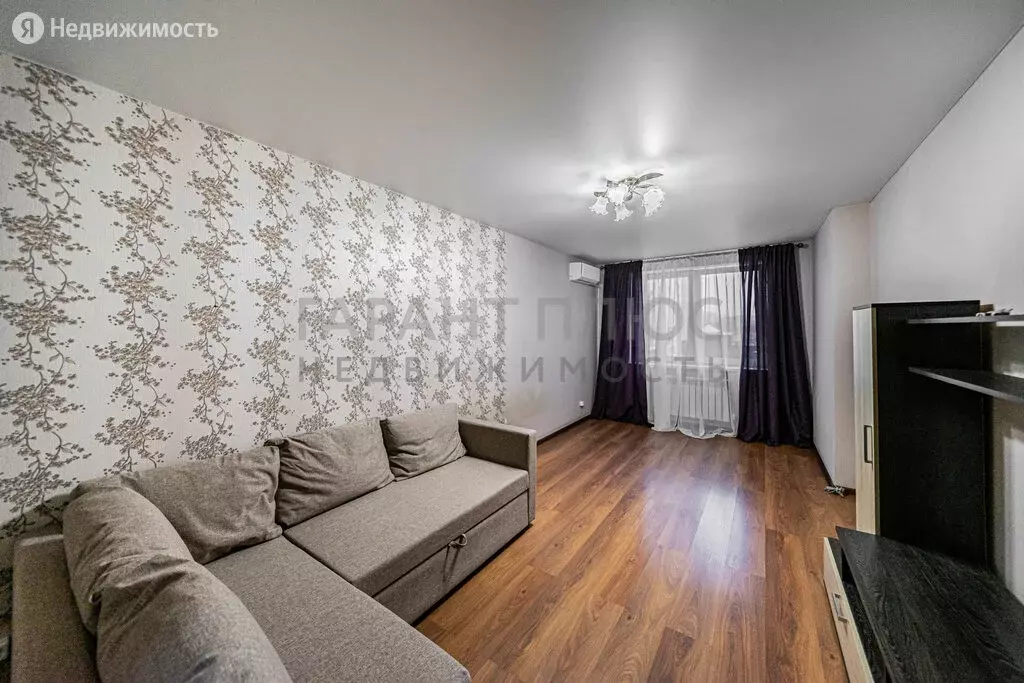 1-комнатная квартира: Липецк, улица С.С. Бехтеева, 5 (40 м) - Фото 1