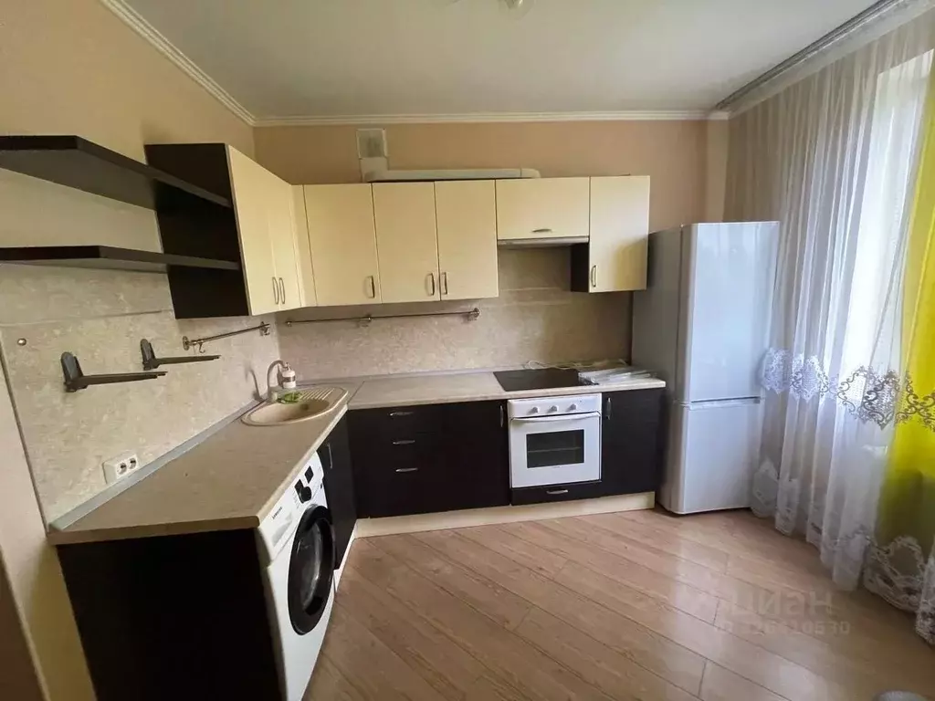 2-к кв. Башкортостан, Уфа Айская ул., 16 (63.0 м) - Фото 1