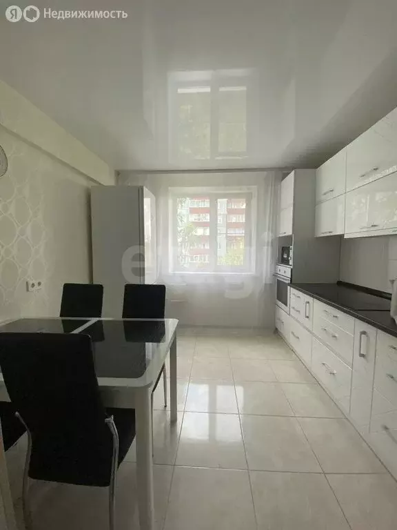 2-комнатная квартира: 6-й микрорайон, 5 (56 м) - Фото 1