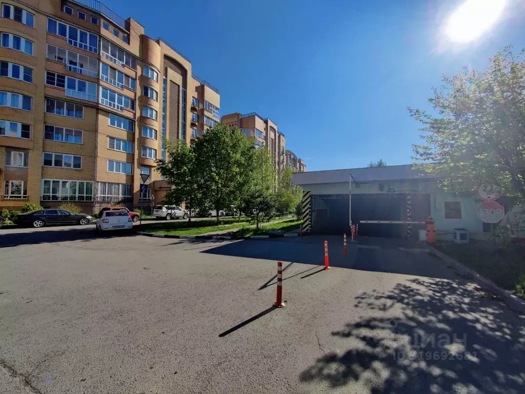 Гараж в Московская область, Красногорск городской округ, д. Глухово ... - Фото 0