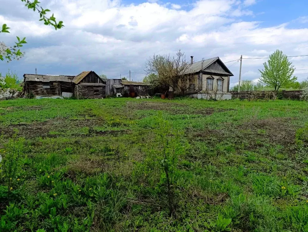 Дом в Самарская область, Сызранский район, с. Печерское Мельничный ... - Фото 1