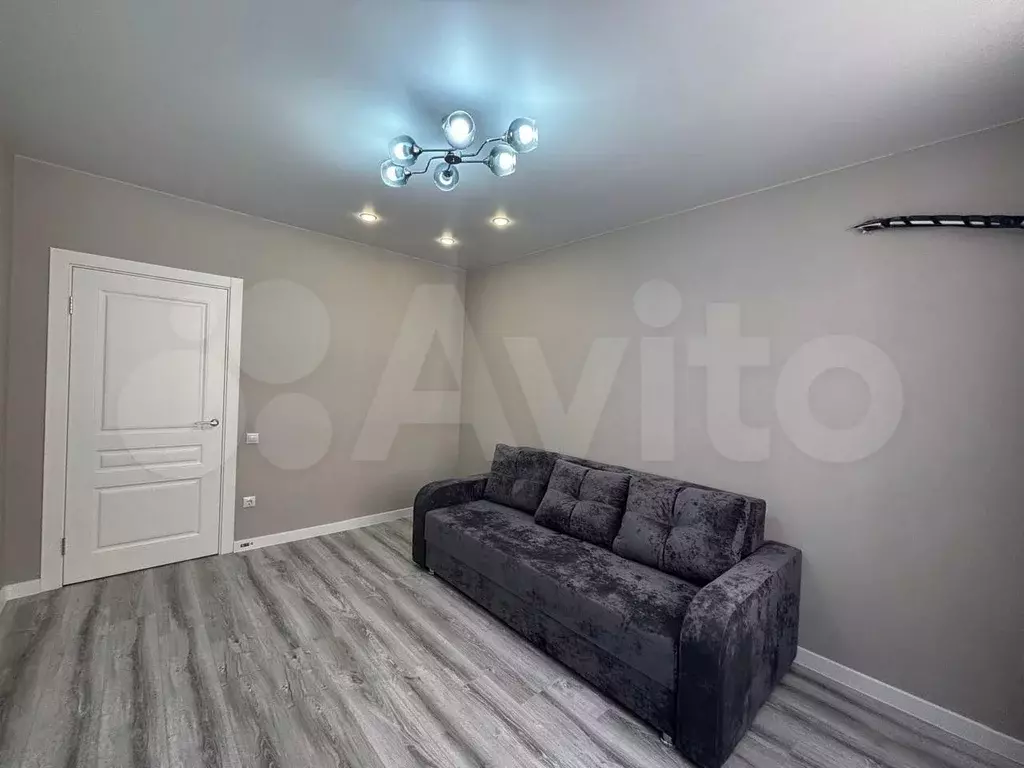 1-к. квартира, 40 м, 7/10 эт. - Фото 1