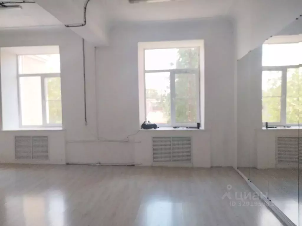 Офис в Ростовская область, Новочеркасск Троицкая ул., 1 (600 м) - Фото 2