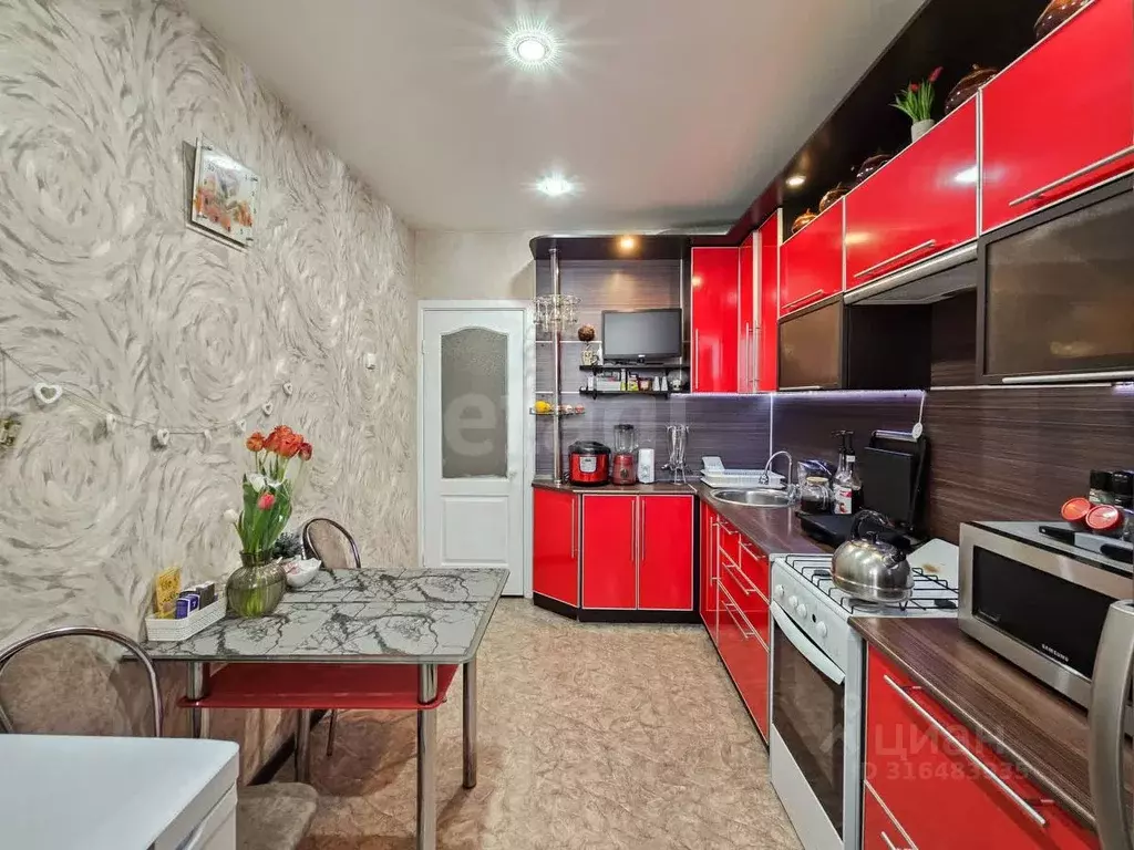3-к кв. Татарстан, Набережные Челны ул. Нур Баян, 15 (73.0 м) - Фото 0