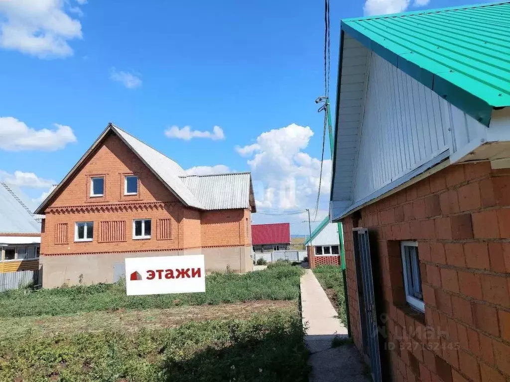 Дом в Башкортостан, Ишимбайский район, Урман-Бишкадакский сельсовет, ... - Фото 1