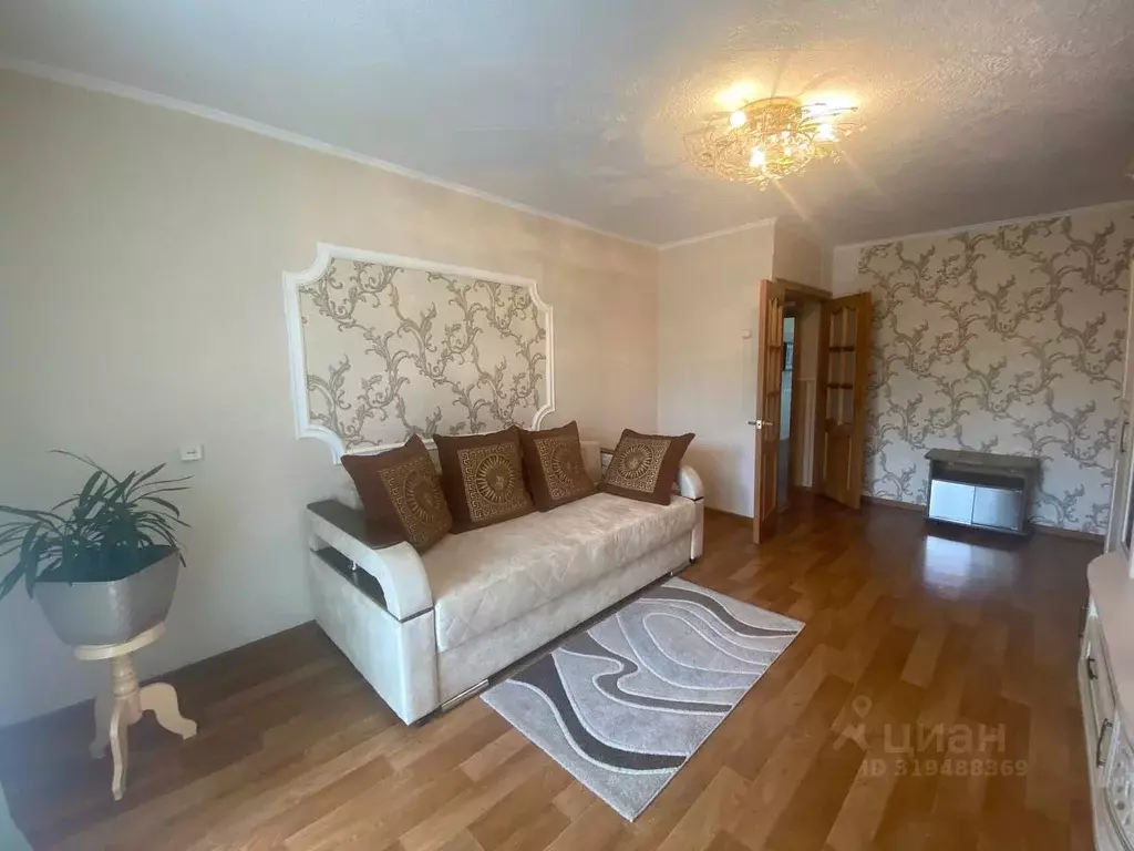3-к кв. Приморский край, Лесозаводск Камышовая ул., 1Б (63.7 м) - Фото 0