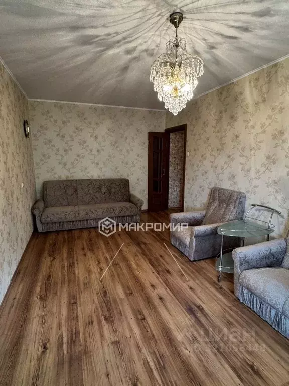 3-к кв. Орловская область, Орел ул. Русанова, 42 (57.0 м) - Фото 0