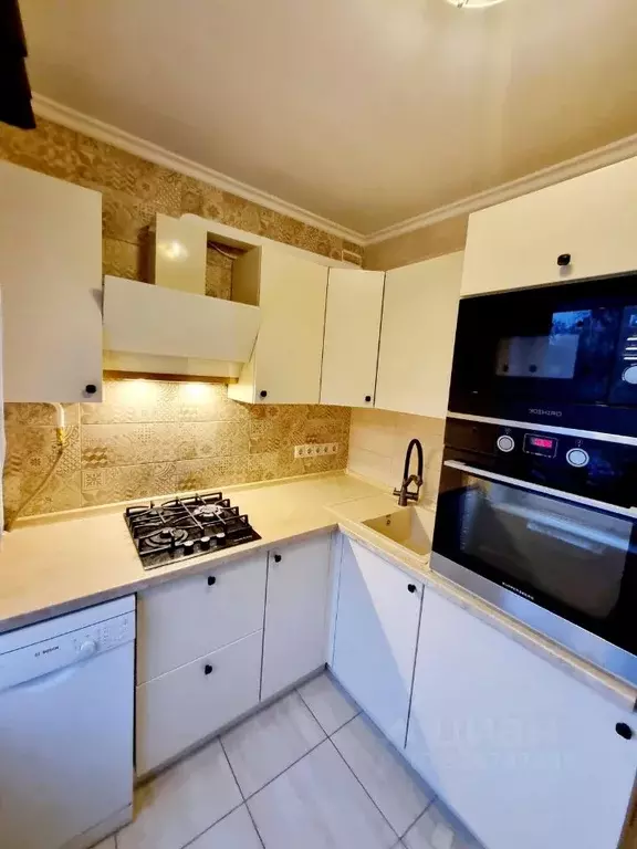 3-к кв. Москва Болотниковская ул., 42К1 (80.0 м) - Фото 1