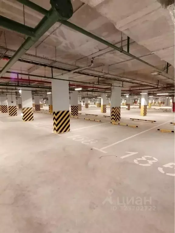 Гараж в Московская область, Ленинский городской округ, пос. Битца ... - Фото 1