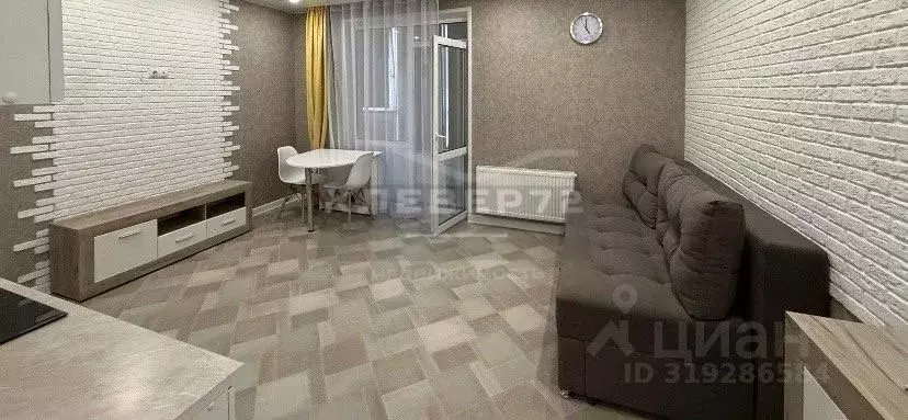 Студия Тюменская область, Тюмень ул. Андрея Бушуева, 2 (26.4 м) - Фото 0