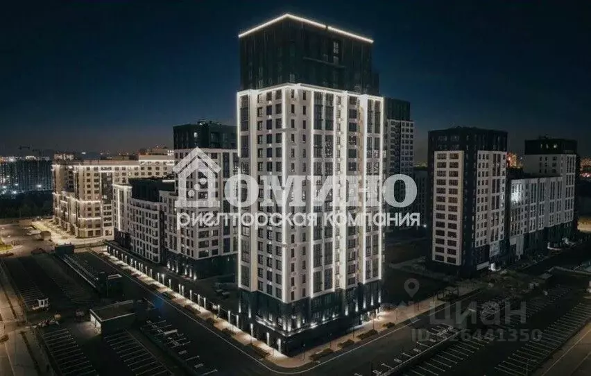 2-к кв. Тюменская область, Тюмень ул. Братьев Бондаревых, 5 (88.6 м) - Фото 1