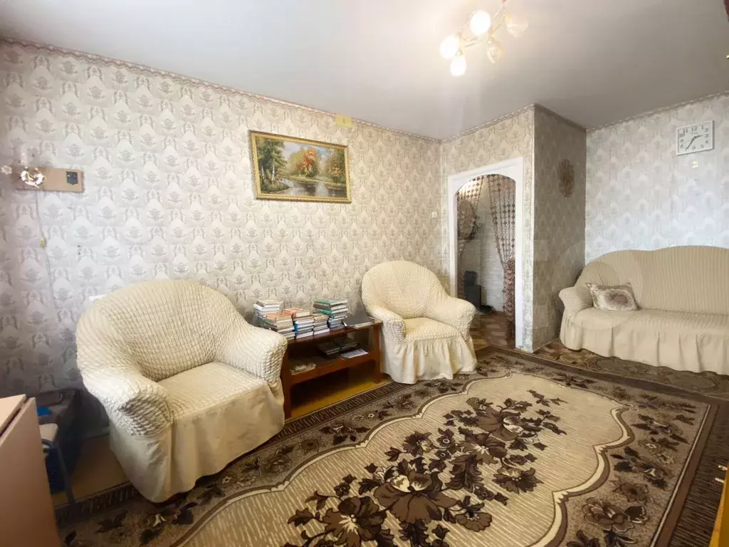 3-к. квартира, 47 м, 1/5 эт. - Фото 0