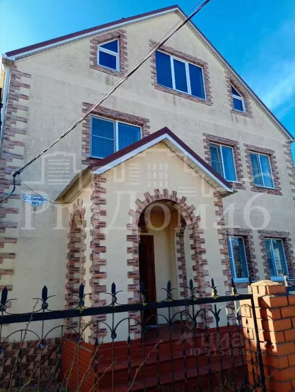 Дом в Краснодарский край, Темрюк ул. 27 Сентября, 58/1 (240 м) - Фото 0
