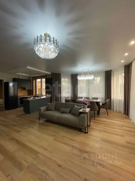 Дом в Владимирская область, Владимир ул. Опольевская, 82 (250 м) - Фото 1