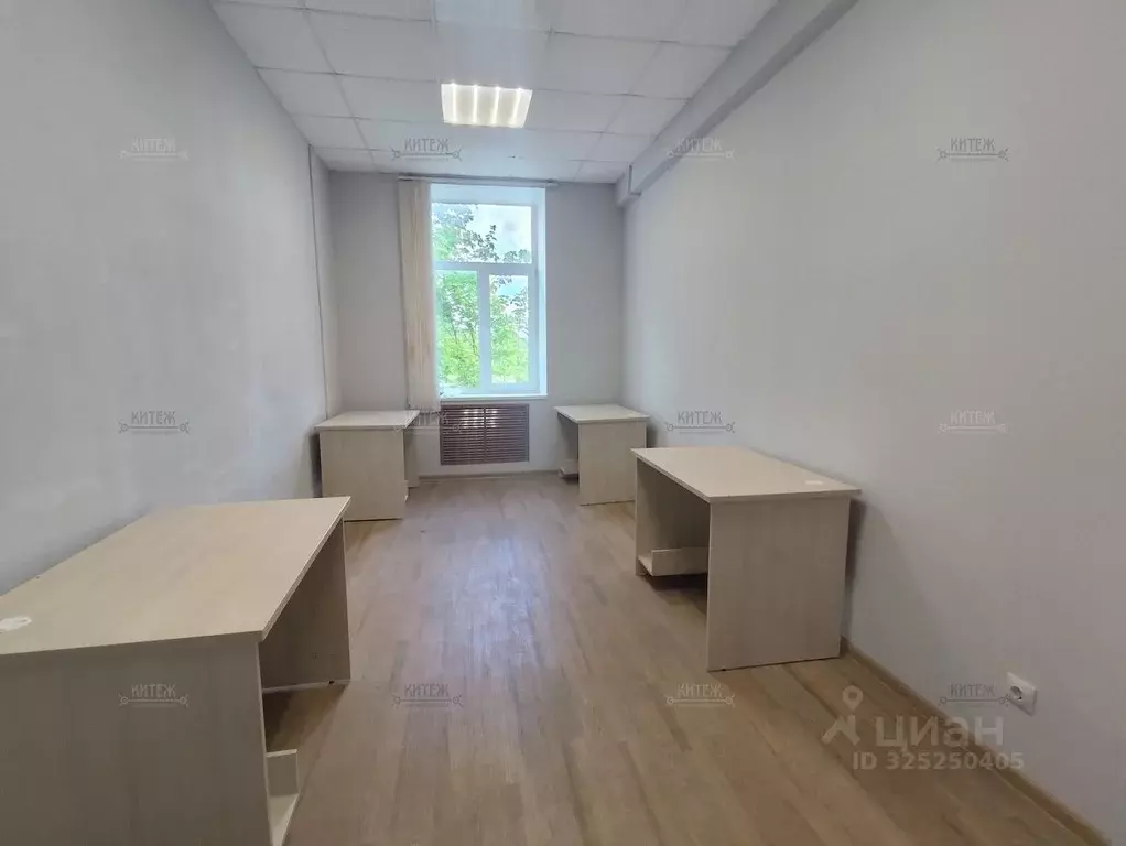 Офис в Калужская область, Калуга Складская ул., 2 (15 м) - Фото 1