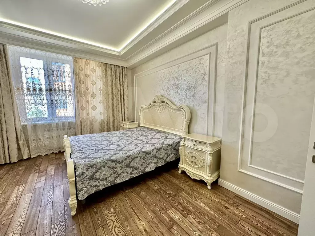 4-к. квартира, 130 м, 3/25 эт. - Фото 0