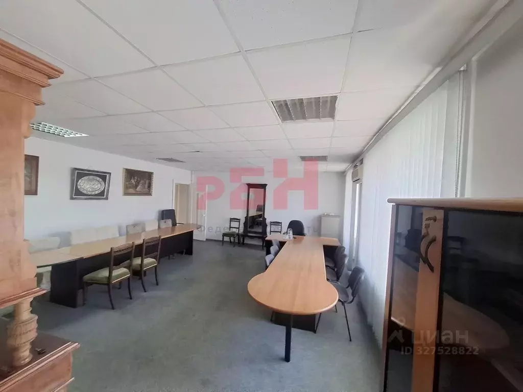 Помещение свободного назначения в Омская область, Омск ул. Красный ... - Фото 1