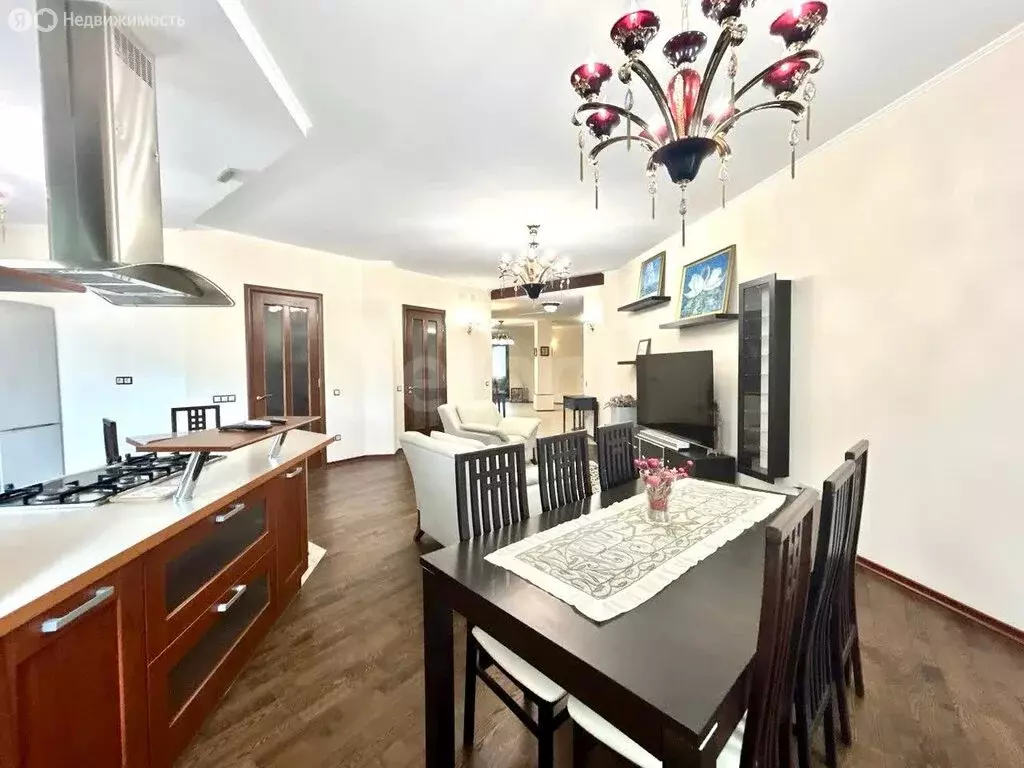 4-комнатная квартира: Казань, улица Карла Маркса, 39А (182.5 м) - Фото 2