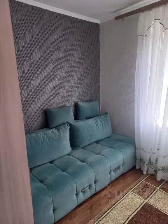 Комната Чувашия, Чебоксары Хузангая ул., 24 (18.0 м) - Фото 1