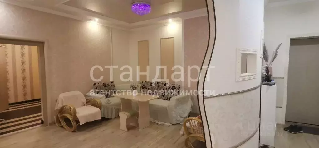 2-к кв. Ставропольский край, Ессентуки Новопятигорская ул. (98.6 м) - Фото 1