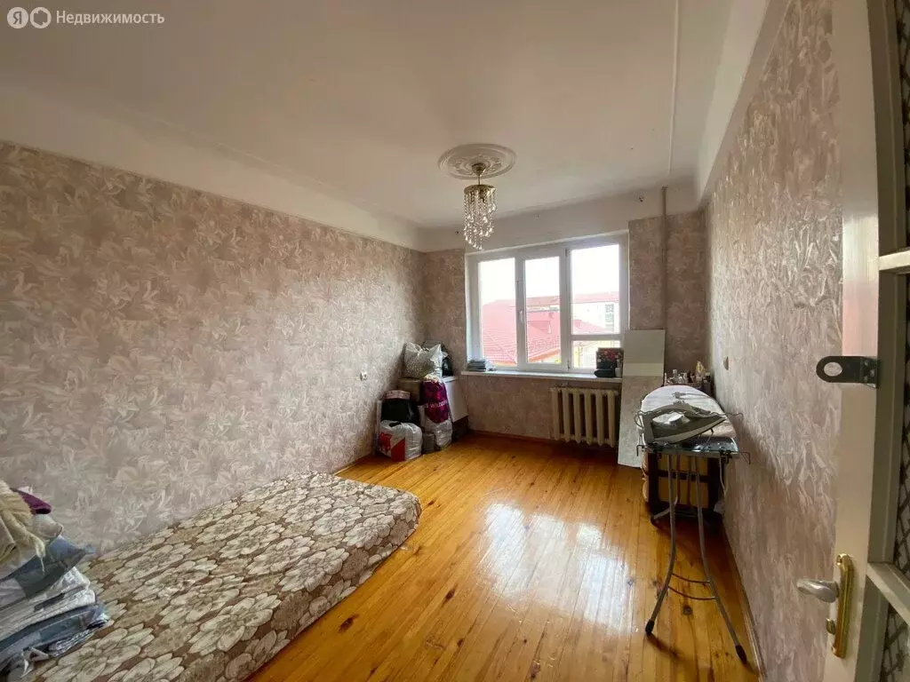 4-комнатная квартира: Махачкала, Абаканская улица, 8 (83 м) - Фото 1