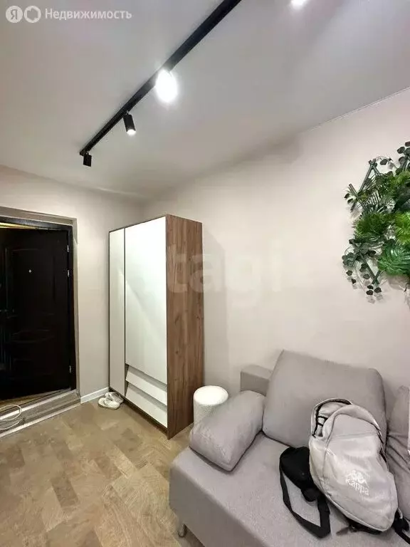 Квартира-студия: Брянск, улица Фрунзе, 80 (15 м) - Фото 0