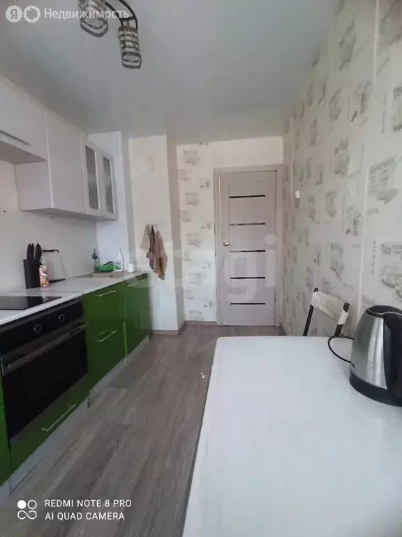 3-комнатная квартира: село Раздольное, улица 50 лет Октября, 5 (59.7 ... - Фото 2